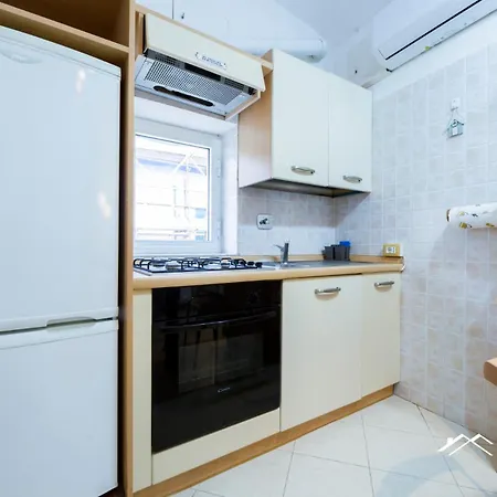 4m|1br| A/c| Wi Fi By Tilo Lägenhet Genua
